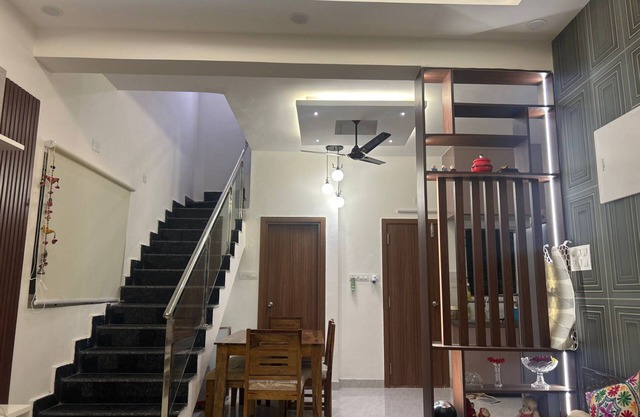 3BHK villa with AC & wifi in Bengaluru Sarjapur Main Road near AzimJi Premiji