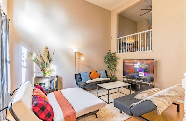 3BR/2.5Bth Spacious, Garage 9 Mins to SD Downtown