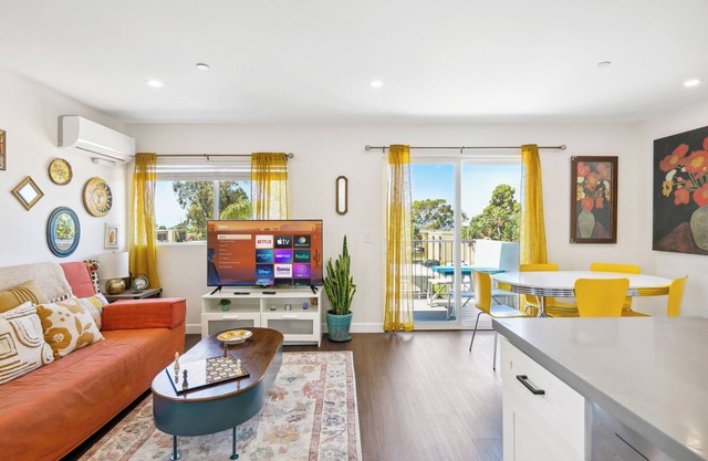 3BR/3Bth Home in Heart of San Diego