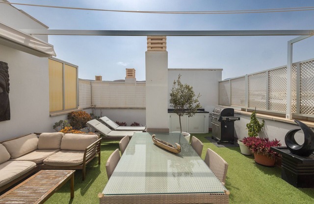 3BR Buddha Penthouse - Solarium & Pool