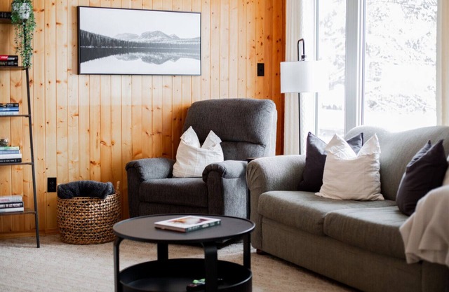 3BR Lakeside Retreat with Rustic Charm & Hot Tub