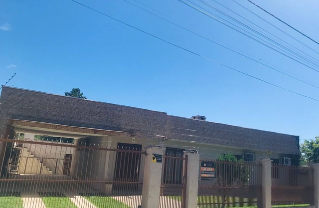 3D house, party room, swimming pool and fireplace.