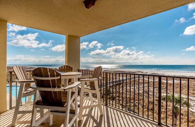 3rd Floor! Updated Phoenix VI Beachfront Condo!