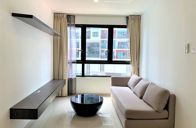 4-5pax I-City 1min to mall Free wifi