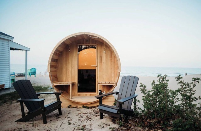 4 Beachfront Cottages - New Bathrooms and Roofs!