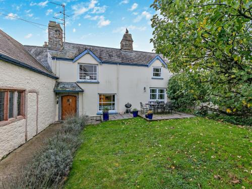 4 Bed in Appledore DOCHO