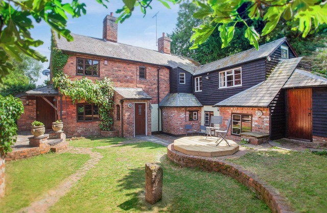 4 bedroom accommodation in Stockton