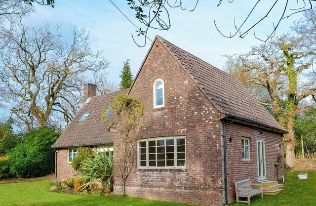 4 bedroom accommodation in Burley, near Ringwood