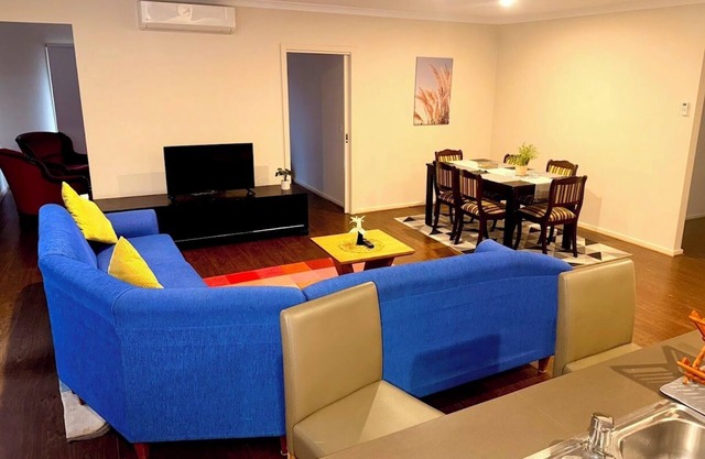 4 Bedroom beautiful bungalow in Williams Landing