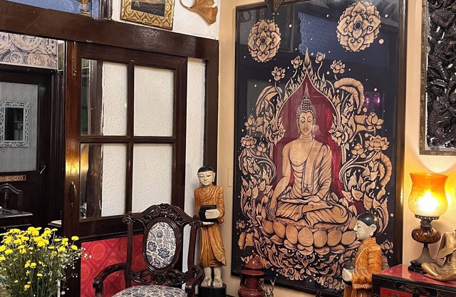 4-bedroom bed & breakfast in phenomenal New Delhi with WiFi, AC