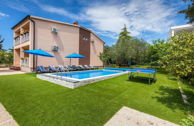 4 bedroom cozy home in Fazana