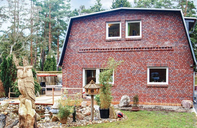 4 bedroom gorgeous home in Berlin