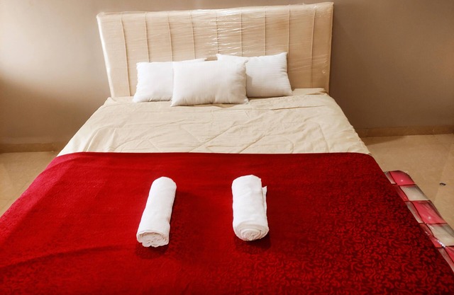 4-bedroom house in charming Ujjain with AC, WiFi, CCTV facility etc.