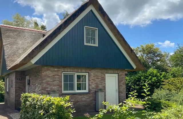 4 bedroom pet friendly home in Paasloo