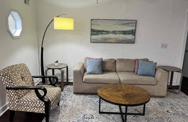 4-bedroom private house in the country of Eastover