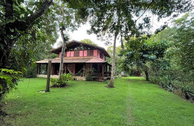 4-bedroom Property in beautiful Cassange Beach with WiFi, AC. Pet-friendly!