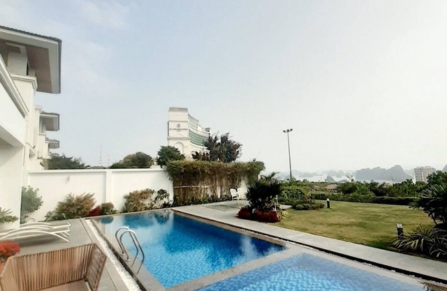 4-bedroom villa in FLC Ha long golf and resort, View Bay , CIty and golf