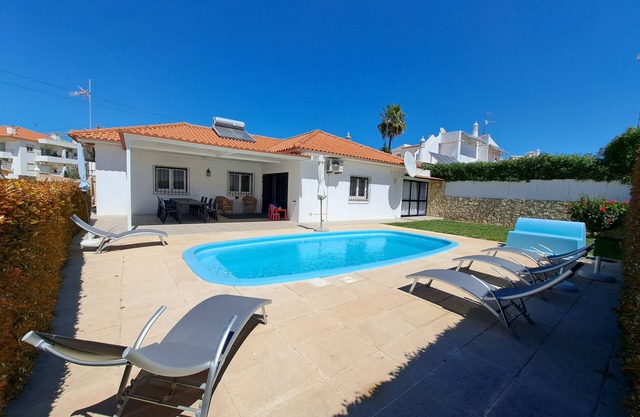 4 bedroom Villa, private pool, WIFI, beach nearby Olhos de Agua - Albufeira
