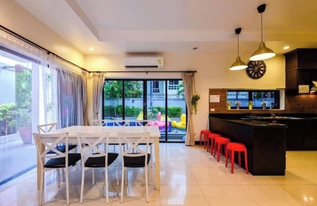 4 Beds Close to Walking Street