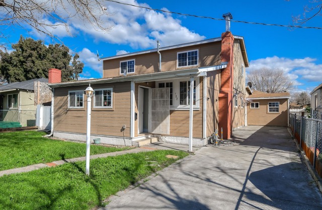 4+br/2ba house near OaklandAirport & RaiderStadium