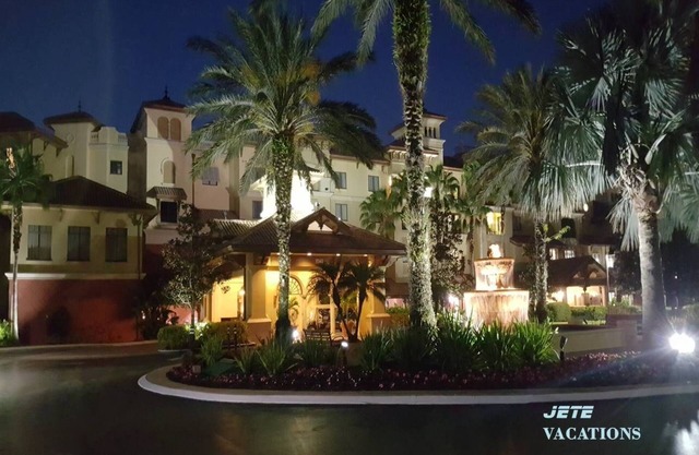 4-Days Oct 30-Nov 3 Wyndham Bonnet Creek 2BR 2BA - Halloween to Xmas in 4 days