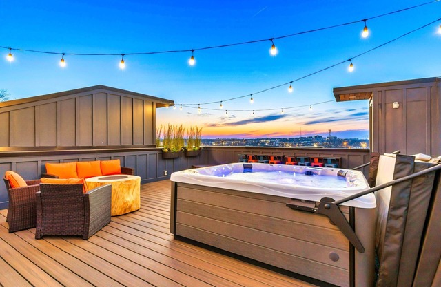 4 Rooftop Decks 4 Hot Tubs Game Rooms Sauna