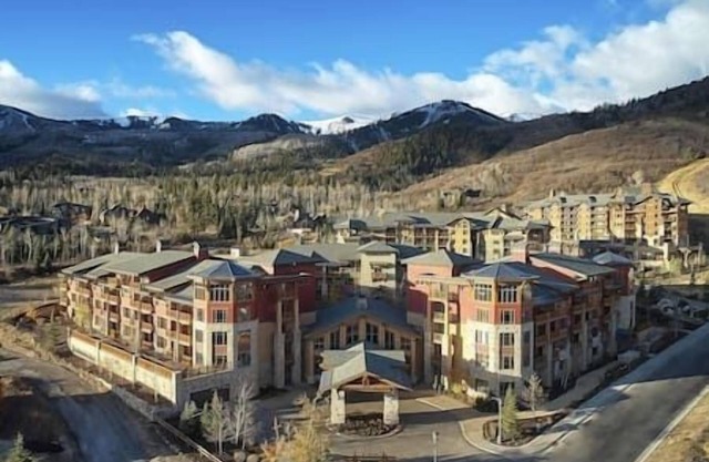 4 suite at Sunrise Lodge in Park City by HGVC