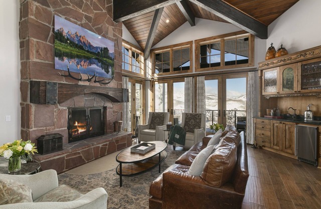 47 - Six Bedroom with Spa Stag Lodge