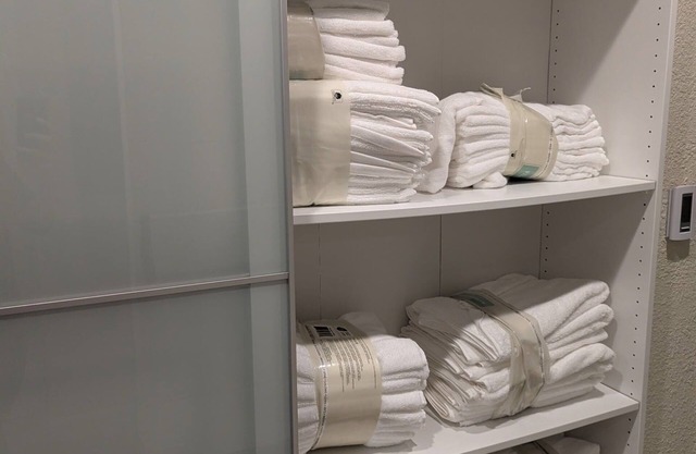 4BR/2.5Ba w/Pool Getaway!