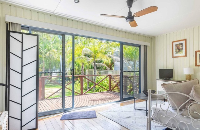 4BR Beachside Family Retreat