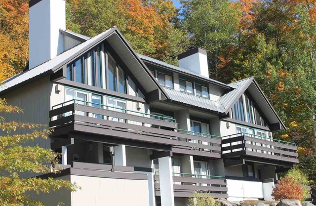 5 bedroom Townhouse: Incredible Views of Loon Mtn.
