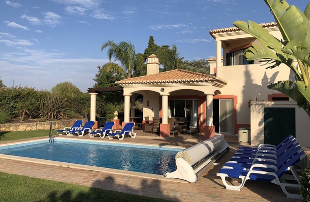 5 Bedroom Villa with heated pool - Gramacho Golf Course, Algarve