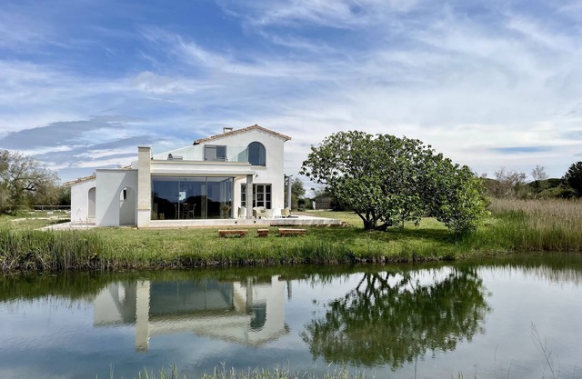 5* holiday home, comprising 5 bedrooms and living areas