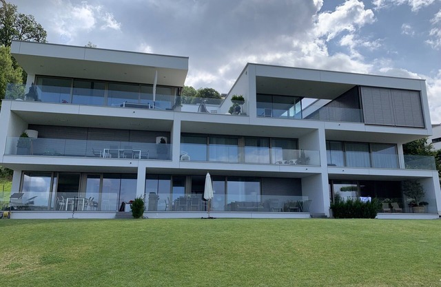 5 * living above Lochau with direct lake view