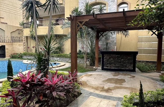 5 Master Bedroom Villa