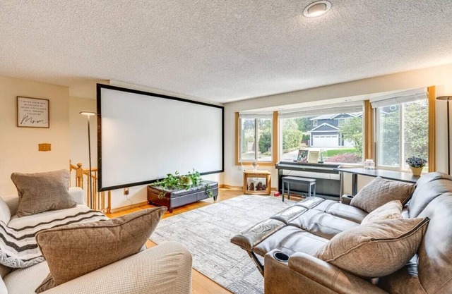 5 ⭐ TOP CHOICE ⭐ 6-bedroom home huge backyard