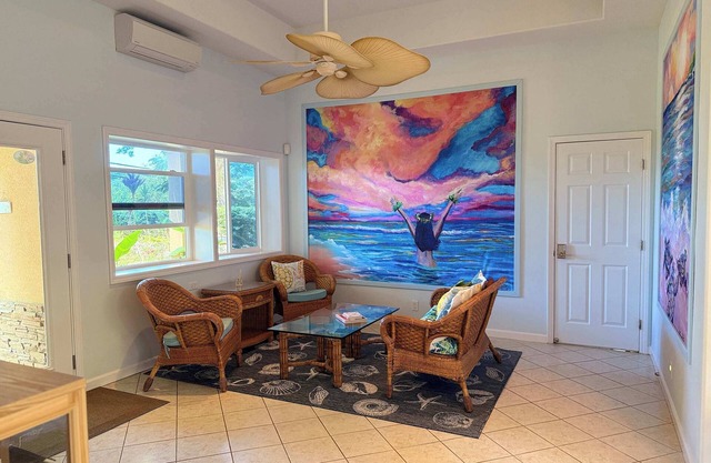 50% Off! 3 BR Bed & Breakfast Steps from the Beach with AC