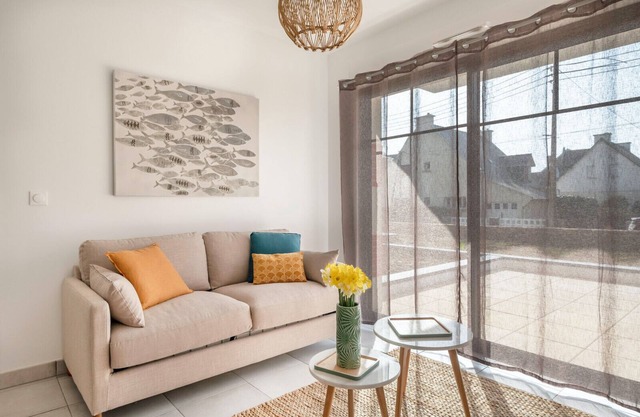 50m from the beach, lovely flat for 4