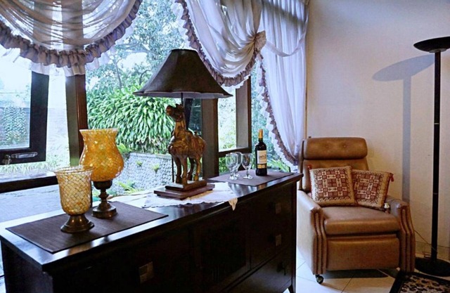 5BR Holiday Villa at Puncak Cipanas