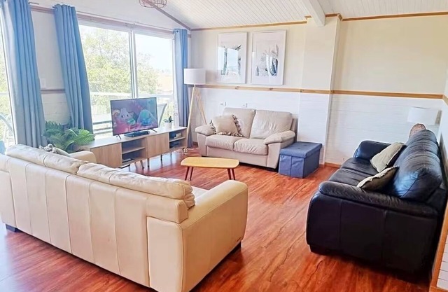 6 Bedroom House Swansea (au)