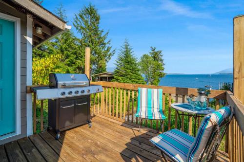 6 Mi to Main St Oceanfront Cottage in Ketchikan