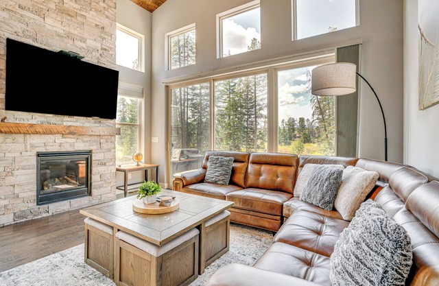 6 Mi to Winter Park Resort: Home w/Free Shuttle