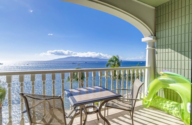 6 th floor ocean front condo Best ocean views. Parking is extra.