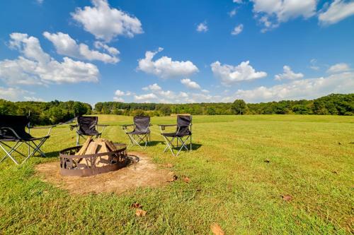 60-Acre Retreat 5 Mins to Garden of the Gods