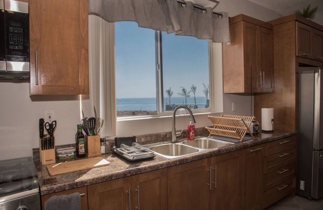 60 % monthly PANORAMIC OCEAN VIEWS