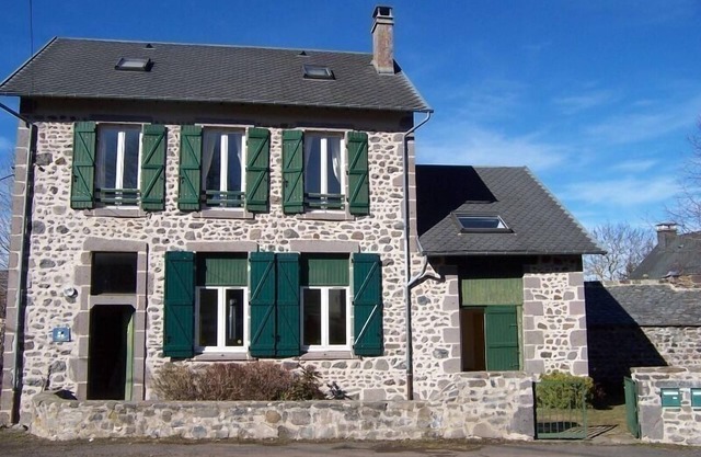 63g63980 - Courgoul - Gîte