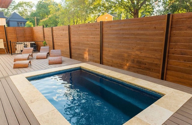 6BR 5BA Luxury Downtown Oasis | 2 Pools + Hot Tub