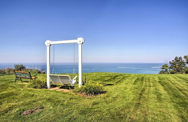 7-Acre Coastal Michigan Home w/Hot Tub & Sauna!