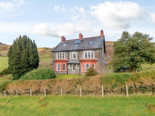 7 Bed in Corris 77466