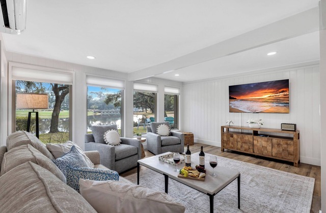 79 Fairway Ln Villas @ Sea Pines | Golf & Lagoon Views | Walk to Beach | 3 King En-Suites